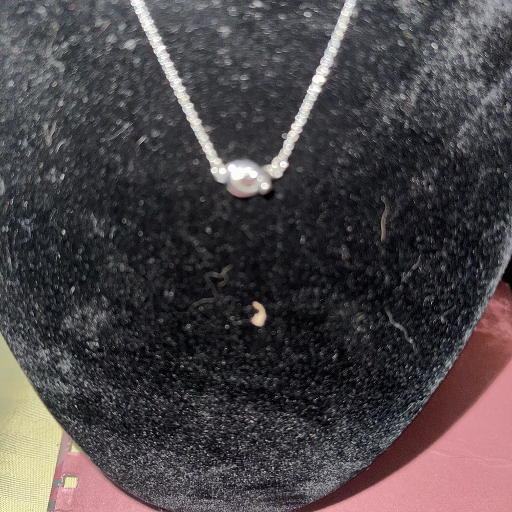 Kate Spade silver tone twisted knot heart necklace - Picture 4 of 5